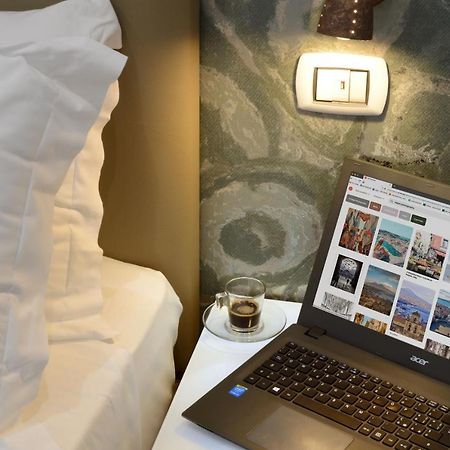 Napoliseason Rooms & Breakfast מראה חיצוני תמונה